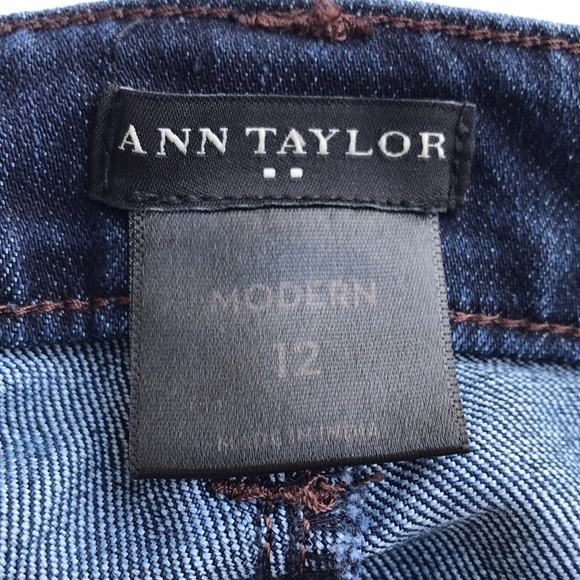 ANN TAYLOR JEANS MODERN FIT STRETCH BLUE DENIM SIZE 12 - Picture 2 of 11